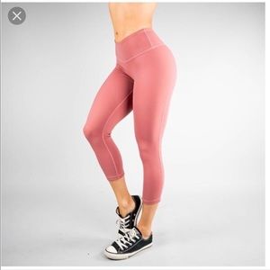 Buffbunny Camilla cropped leggings in Mauve S